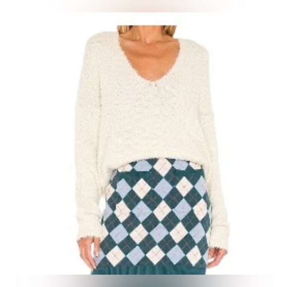 NEW We the Free People Theo V Neck Drop Shoulder Sweater Cream Fuzzy Large NWOT - Picture 4 of 10